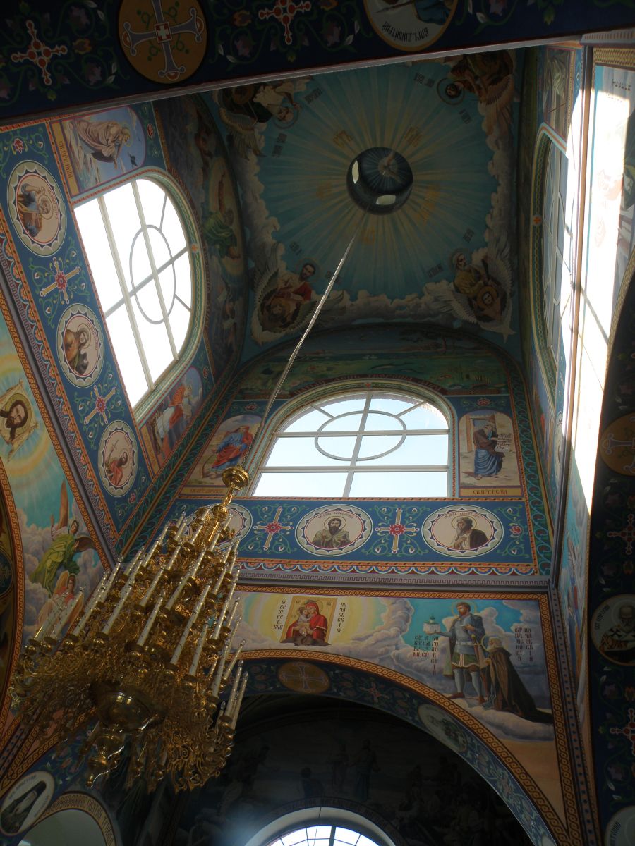 Церковь Михаила Архангела, Крымск (Крымский район, Краснодарский край). интерьер и убранство