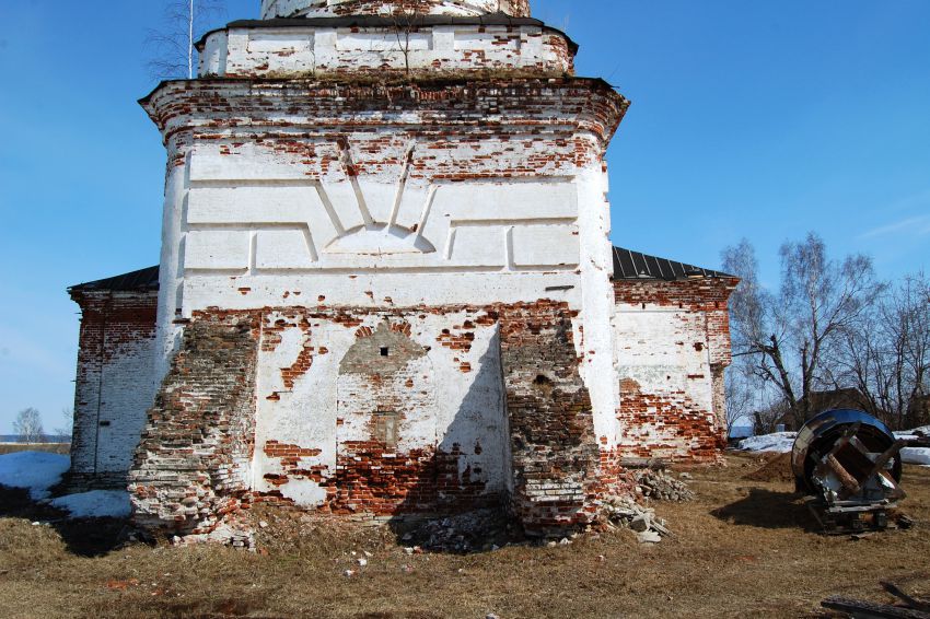 Церковь Троицы Живоначальной, Троицк (Кунгурский район и г. Кунгур, Пермский край). архитектурные детали, декоративное оформление средней части колокольни