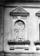 Церковь Михаила Архангела, Рельеф «Апостол Андрей». Фото Стефана Андреевича Таранушенко и Павла Николаевича Жолтовского из экспедиции Харьковского музея украинского искусства, 1920-е г.г. Адрес хранения: Институт рукописи Национальной библиотеки Украины им. И. Вернадского<br>, Воронеж, Шосткинский район, Украина, Сумская область