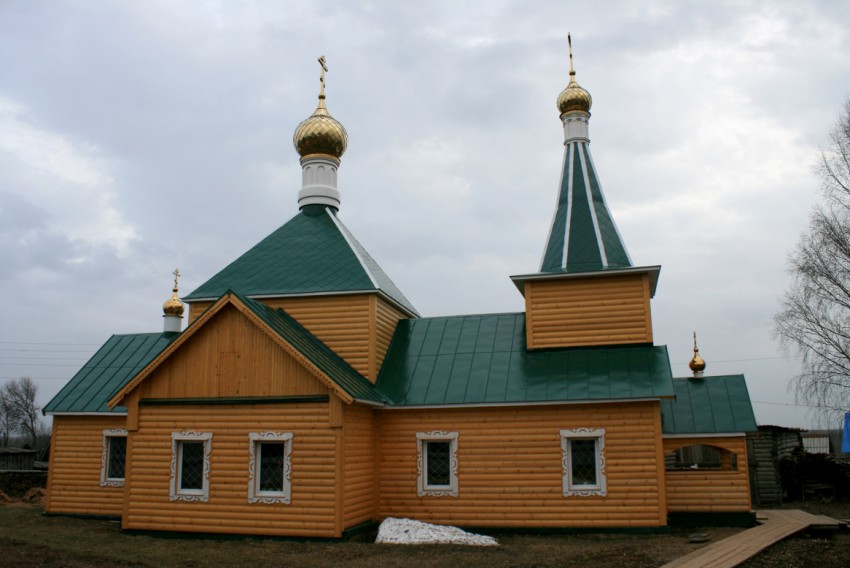 Церковь Николая Чудотворца, Кочёво (Коми-Пермяцкий округ, Кочёвский район, Пермский край). общий вид в ландшафте