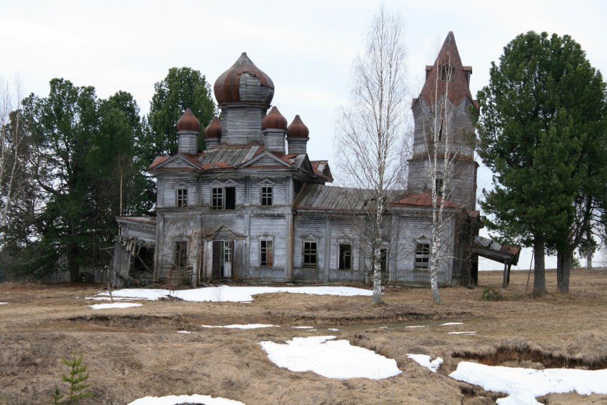Церковь Николая Чудотворца, Монастырь (Коми-Пермяцкий округ, Гайнский район, Пермский край). фасады