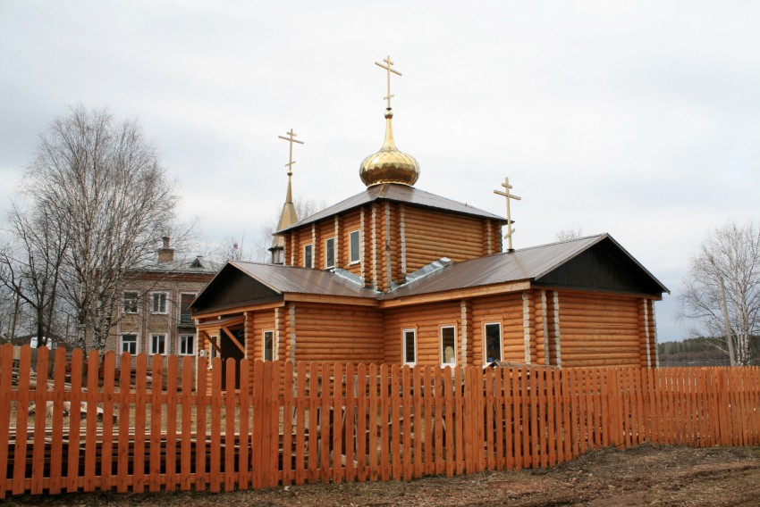 Церковь Преображения Господня, Гайны (Коми-Пермяцкий округ, Гайнский район, Пермский край). общий вид в ландшафте