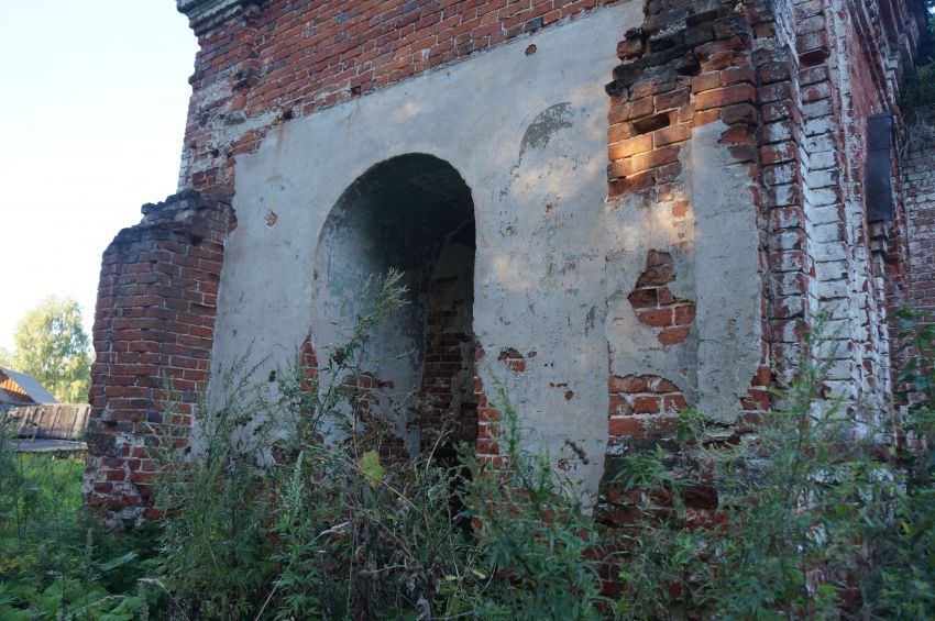 Церковь Всех Святых, Слышково (Городецкий район, Нижегородская область). архитектурные детали