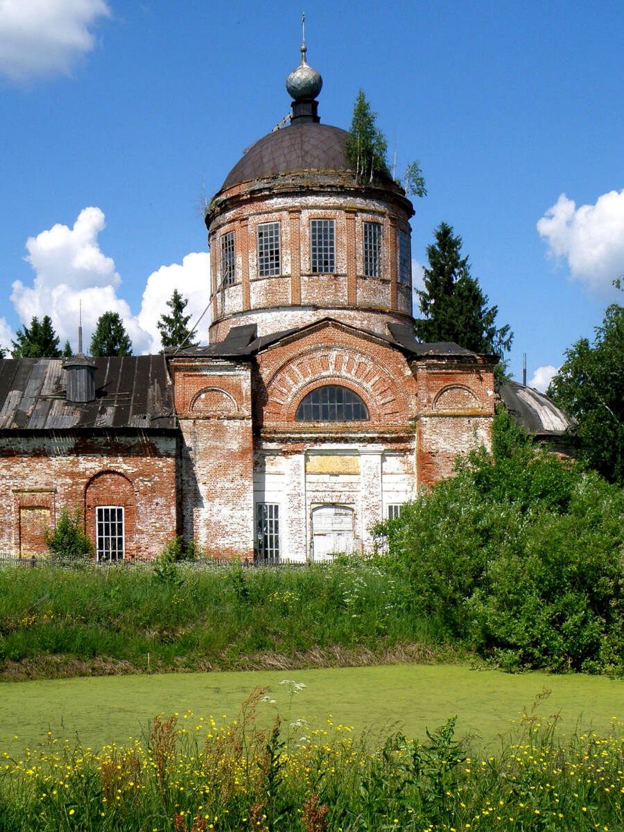 Церковь Троицы Живоначальной, Медведиха (Краснобаковский район, Нижегородская область). архитектурные детали