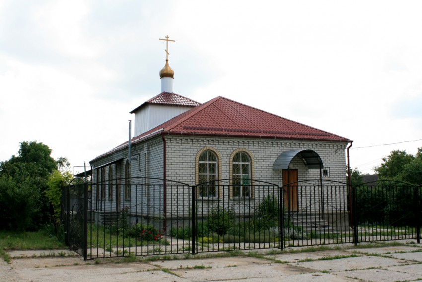 Церковь Владимира равноапостольного, Благодарный (Благодарненский район, Ставропольский край). общий вид в ландшафте