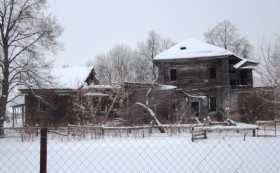 Красная Лука. Церковь Троицы Живоначальной