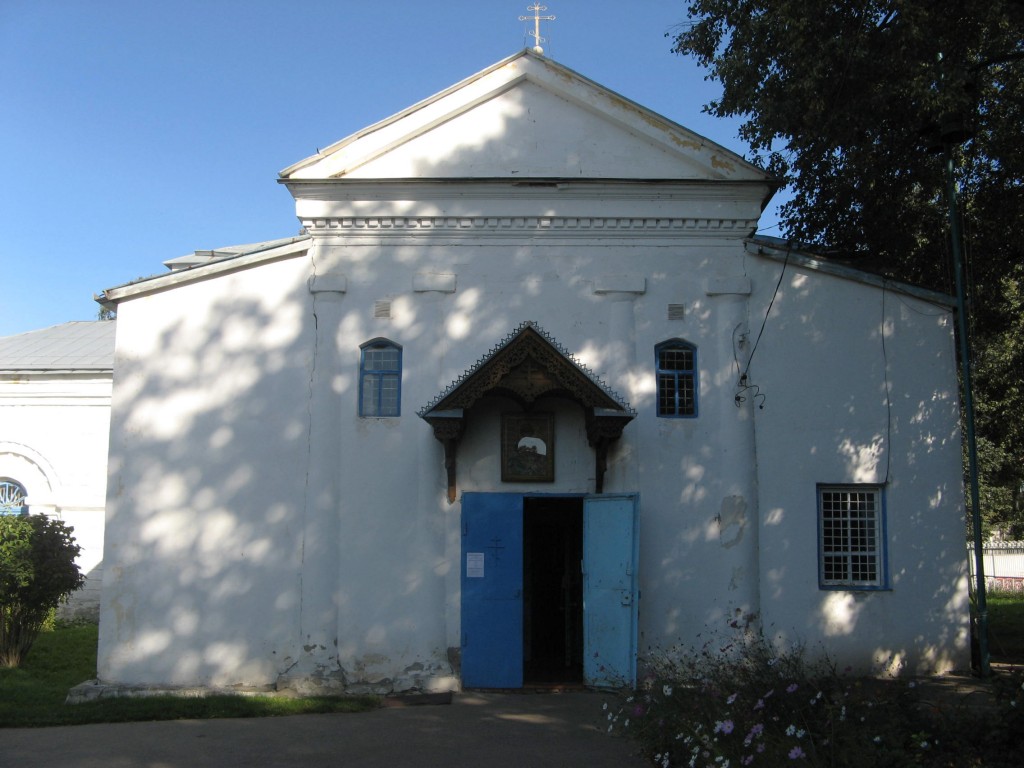 Лысково. Церковь Георгия Победоносца. фасады, Западный фасад храма с вратами