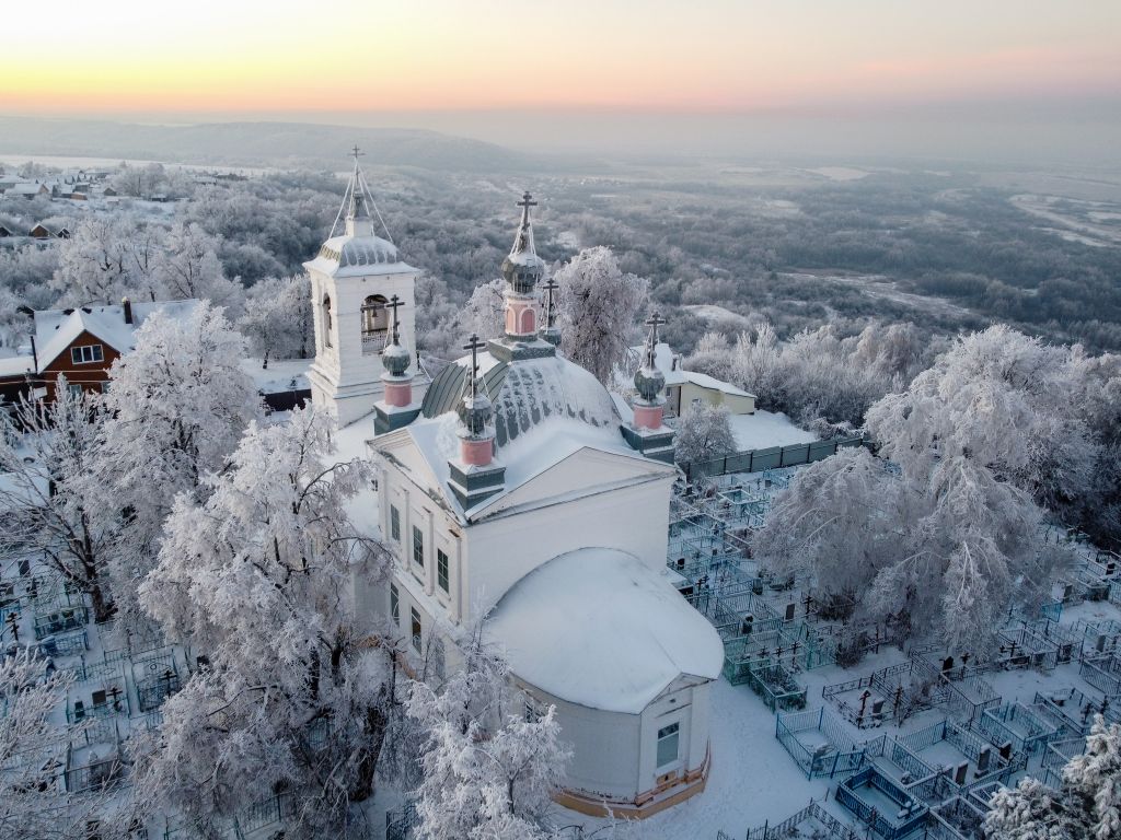 Церковь Николая Чудотворца, Красный Оселок (Лысковский район, Нижегородская область). общий вид в ландшафте
