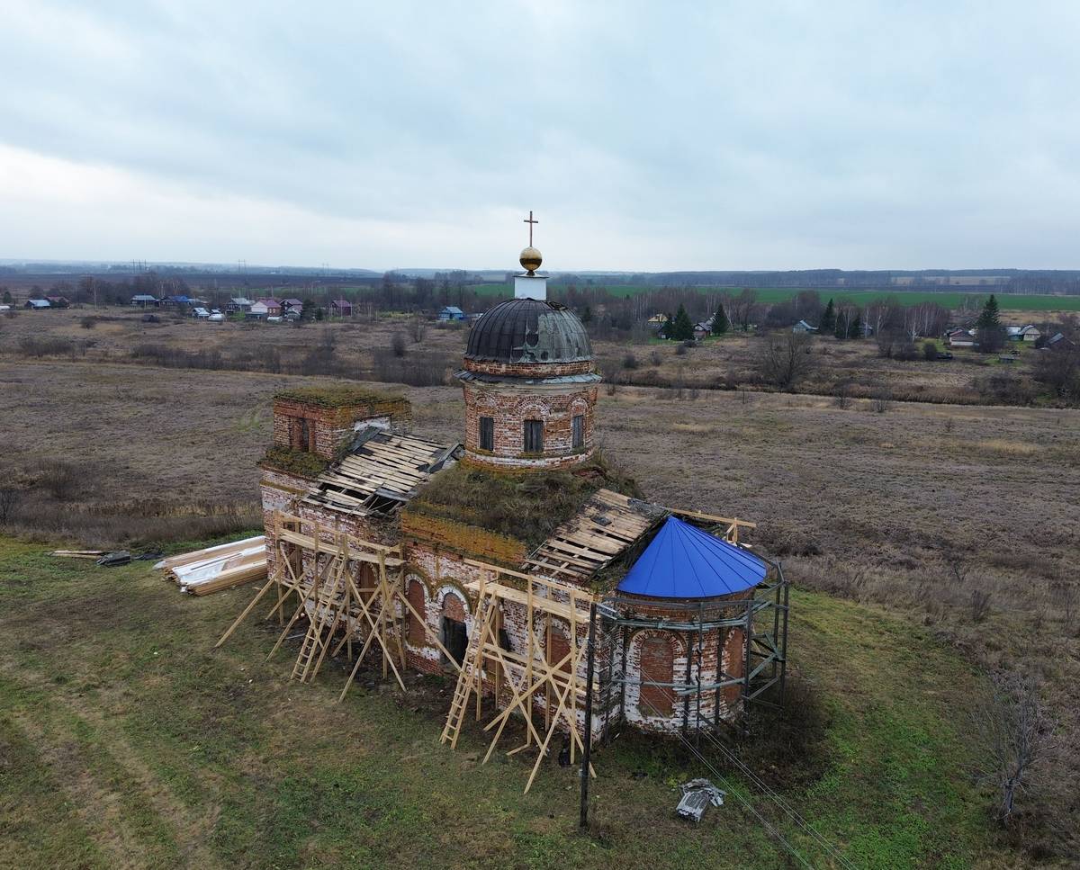 фасады. Церковь Иверской иконы Божией Матери, Дубенщино (Лысковский район, Нижегородская область)