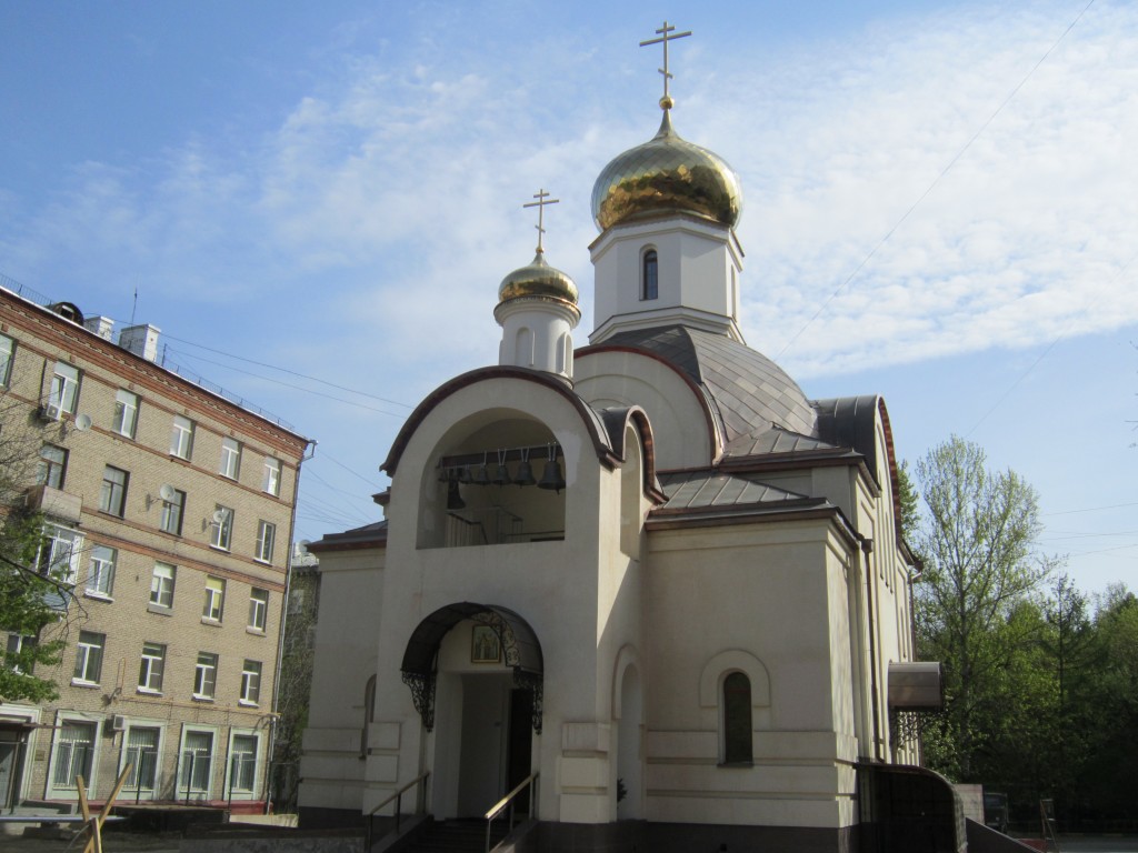 Церковь Царственных страстотерпцев, Войковский (Северный административный округ (САО), г. Москва). фасады, Западный фасад храма.