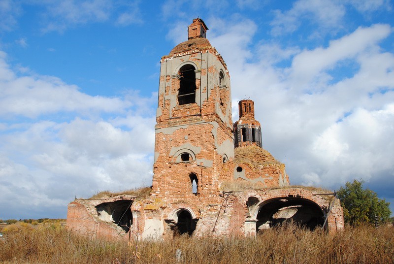 Бучалки. Церковь Тихвинской иконы Божией Матери. фасады, Вид с запада.