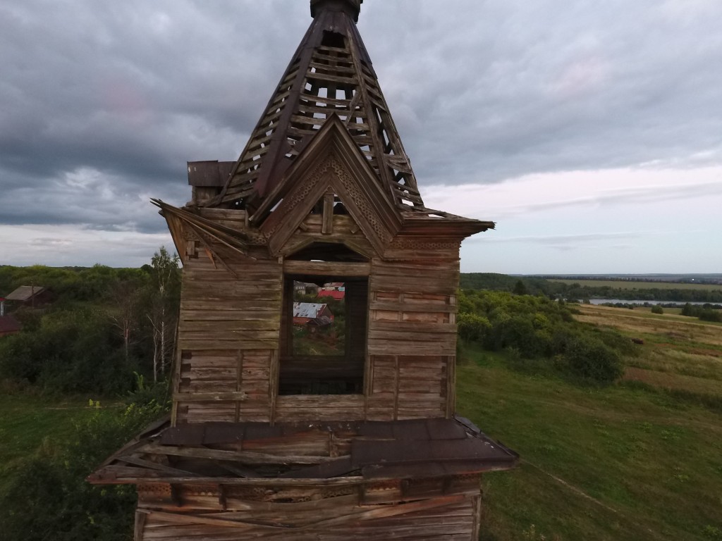 Церковь Воздвижения Честного Креста Господня, Окишино (Лысковский район, Нижегородская область). архитектурные детали