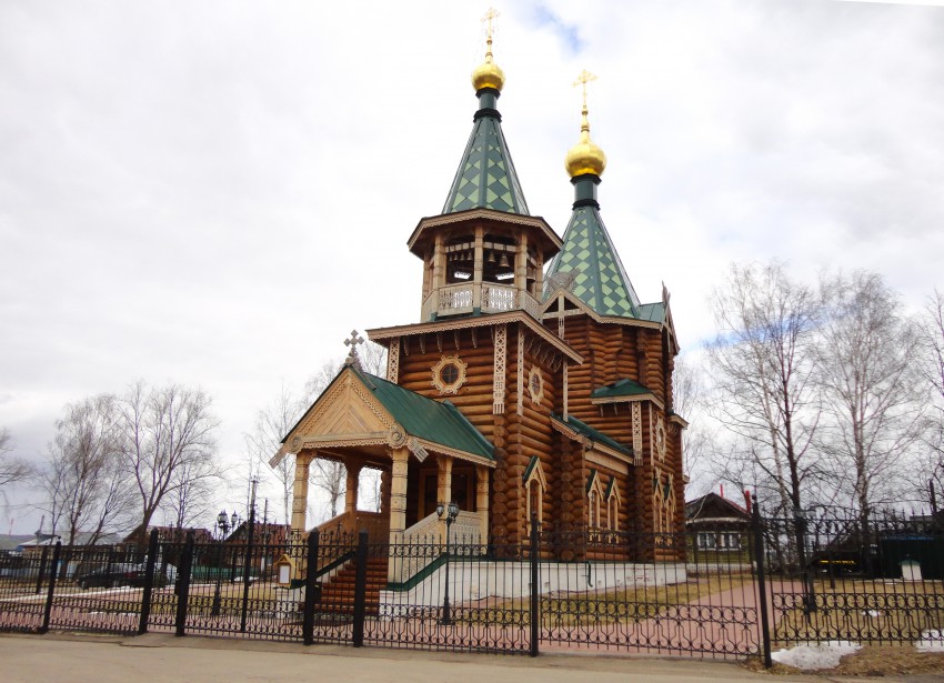 Чернуха. Церковь Воздвижения Креста Господня. фасады