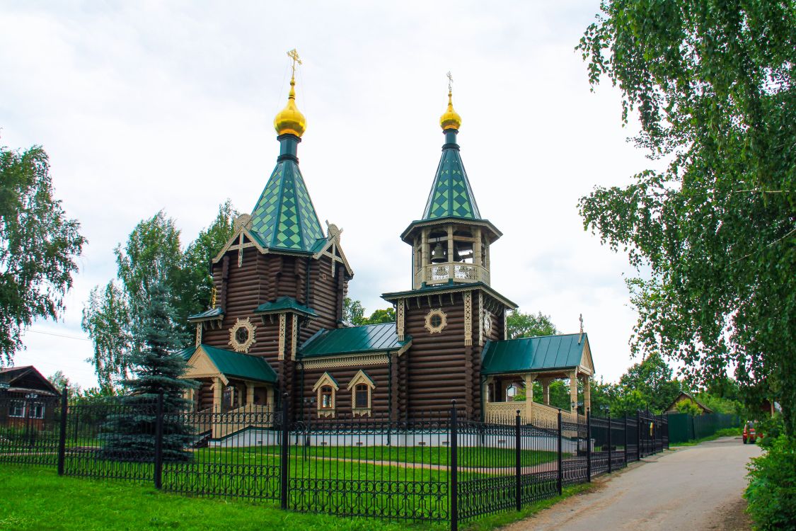 Церковь Воздвижения Креста Господня, Чернуха (Лысковский район, Нижегородская область). фасады