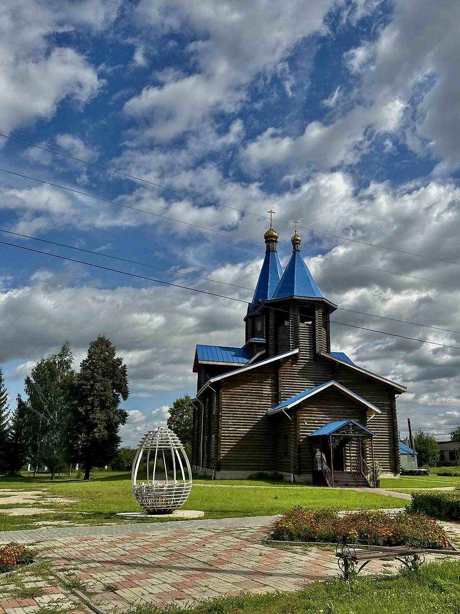 общий вид в ландшафте. Церковь Рождества Пресвятой Богородицы, Гагино (Гагинский район, Нижегородская область)