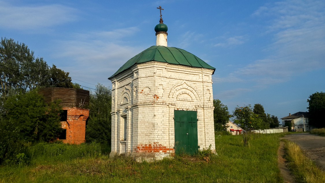 Горбатов. Неизвестная часовня. фасады