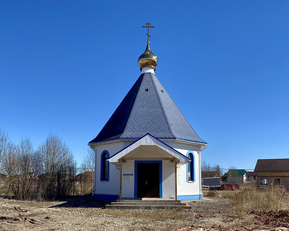 Вид с запада, фасады. Церковь Рождества Пресвятой Богородицы, Вайя (Гатчинский район, Ленинградская область)