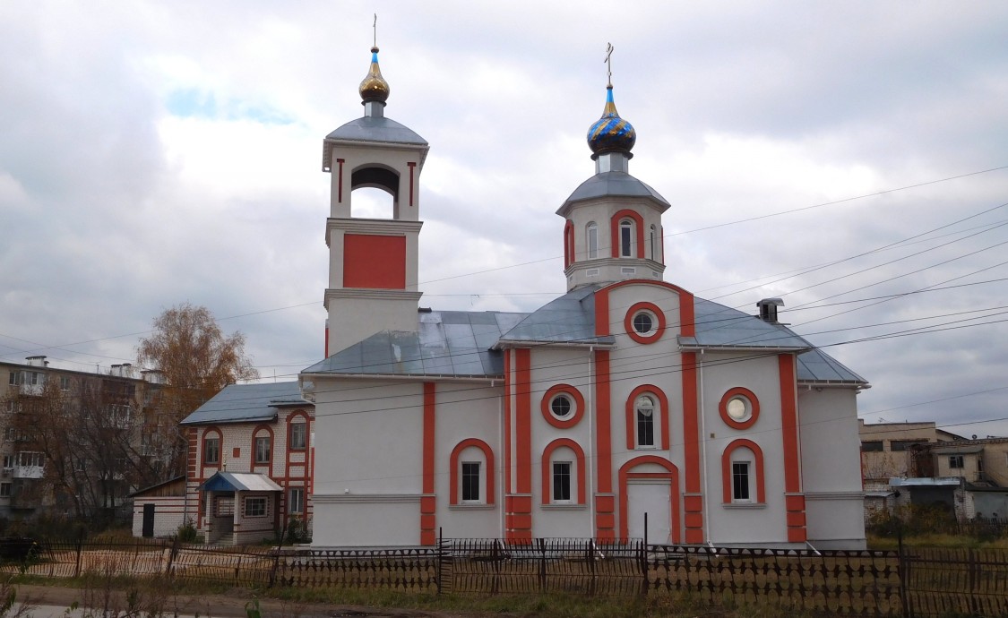 Бор. Церковь Тихона Амафунтского. фасады