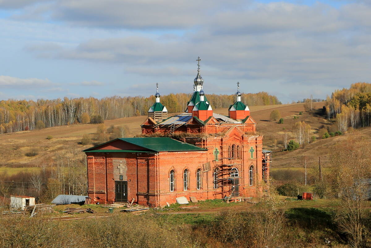 Церковь Спаса Нерукотворного Образа, Фроловское (Павловский район, Нижегородская область). фасады, общий вид в ландшафте