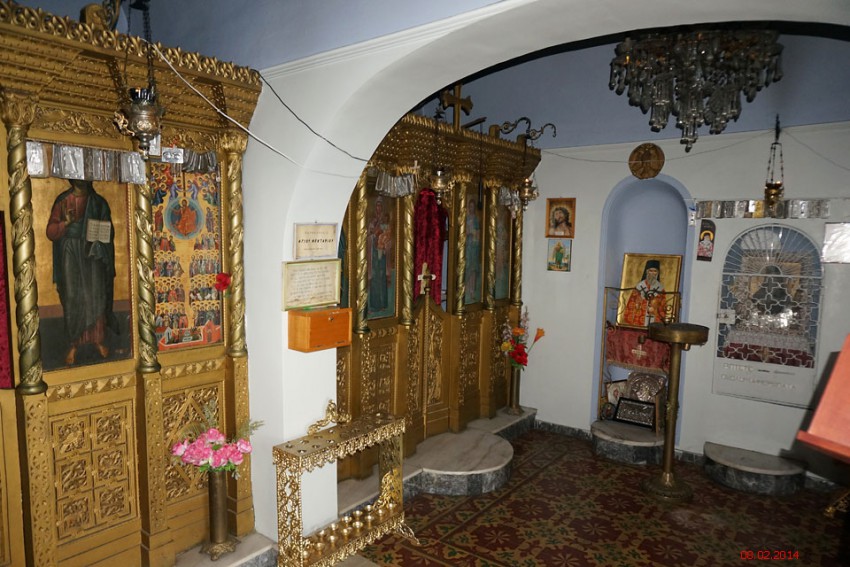Церковь Нектария Эгинского и Всех Святых, Платанос (Крит (Κρήτη), Греция). интерьер и убранство