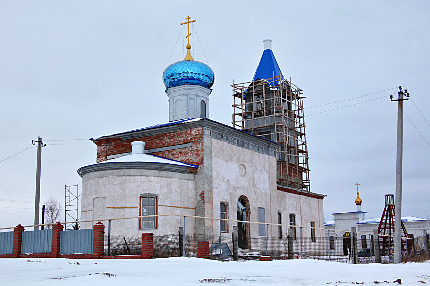 Церковь Вознесения Господня, Красносельское (Увельский район, Челябинская область). фасады, Храм в стадии реконструкции