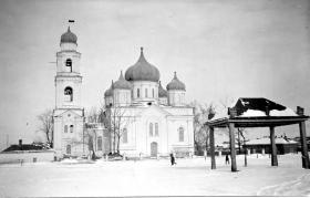 Тетюши. Церковь Воздвижения Креста Господня (старая)