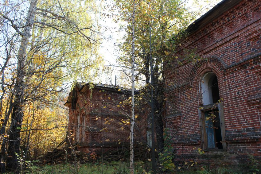 Церковь Александра Невского, Опарино, урочище (Верхошижемский район, Кировская область). фасады, Фото Опарина О.С. Согласие автора на размещение на данном ресурсе имеется