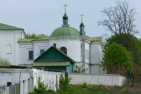Часновцы. Георгиевский монастырь. Трапезная церковь Троицы Живоначальной