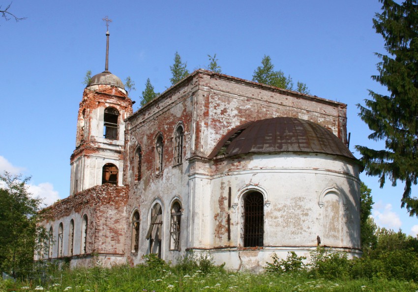 Церковь Вознесения Господня, Башарово, урочище (Краснохолмский район, Тверская область). фасады