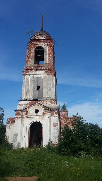 Церковь Вознесения Господня, Башарово, урочище (Краснохолмский район, Тверская область). фасады