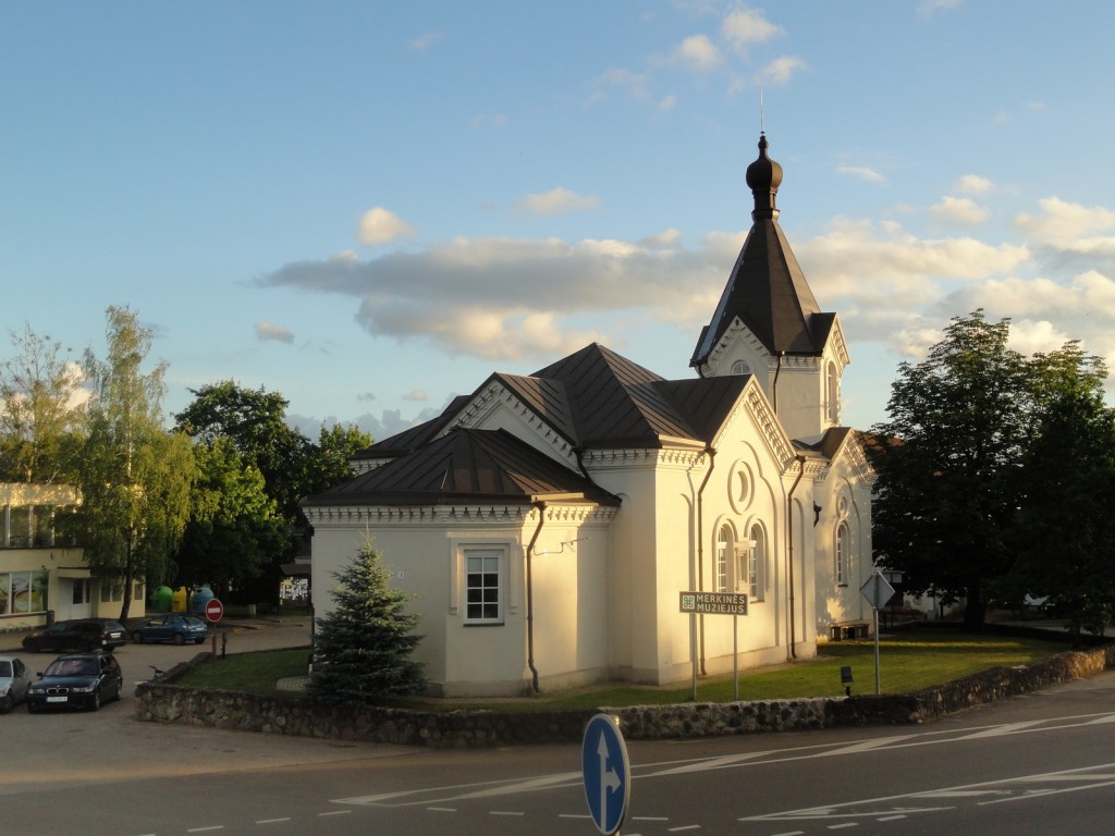 Меркине (Merkine). Церковь Воздвижения Креста Господня. фасады