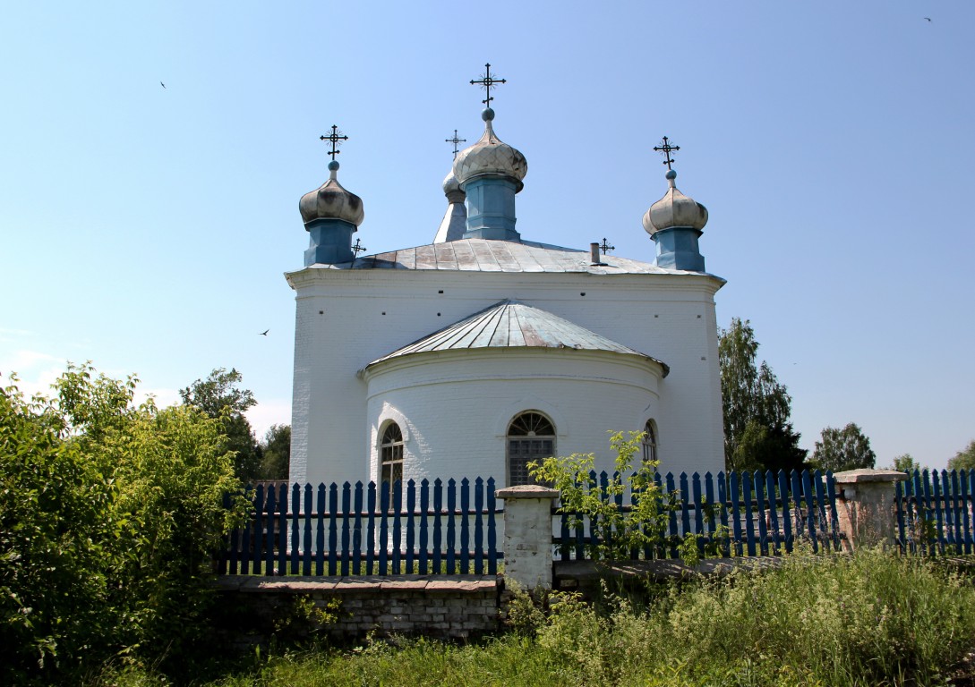 Церковь Троицы Живоначальной, Ральники (Малмыжский район, Кировская область). фасады