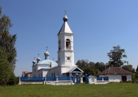 Ральники. Церковь Троицы Живоначальной