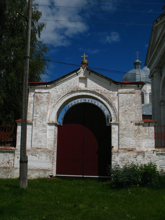 Церковь Георгия Победоносца, Аджим (Малмыжский район, Кировская область). дополнительная информация, северные ворота