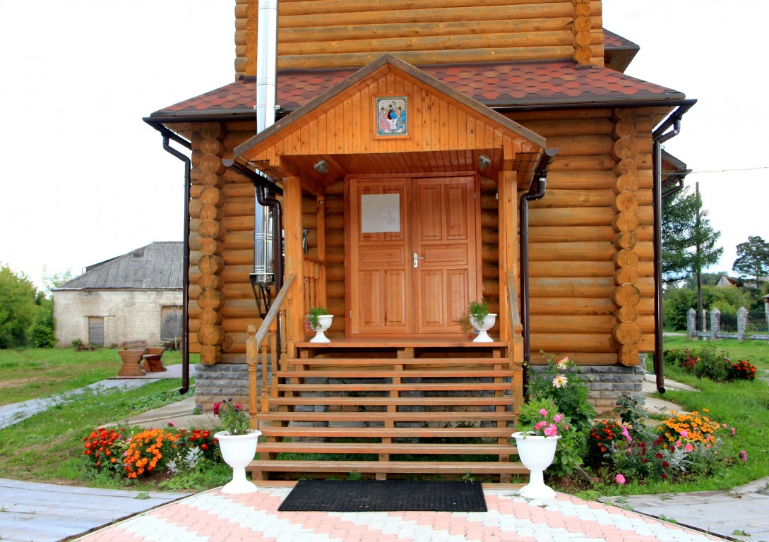 Церковь Троицы Живоначальной, Новотроицкое (Шабалинский район, Кировская область). архитектурные детали