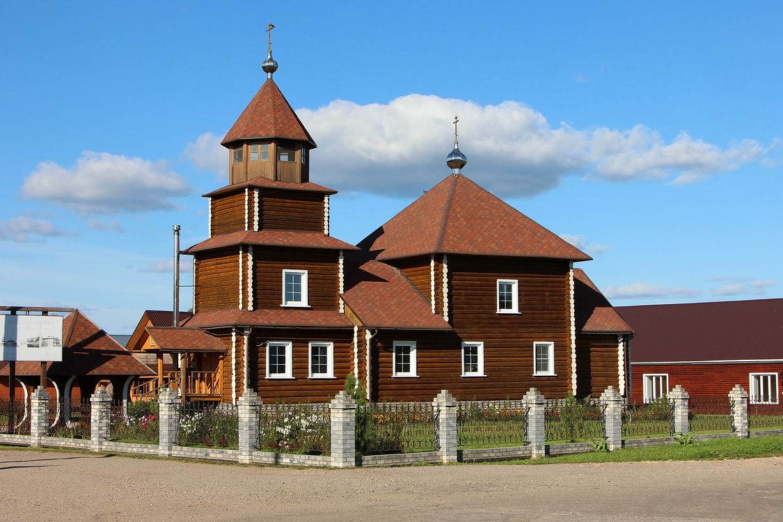 Церковь Троицы Живоначальной, Новотроицкое (Шабалинский район, Кировская область). фасады