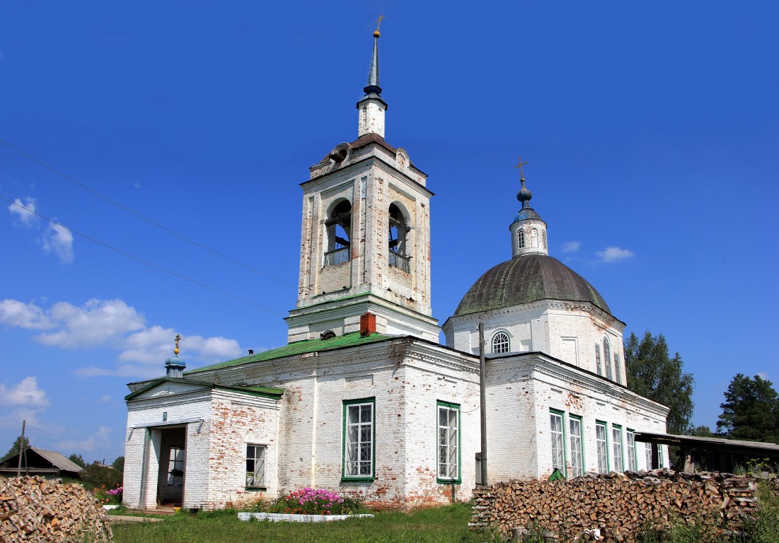 Церковь Петра и Павла, Улеш (Кикнурский район, Кировская область). фасады