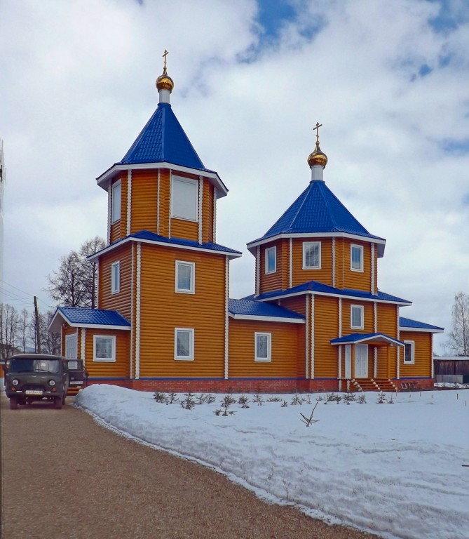 Кикнур. Церковь Благовещения Пресвятой Богородицы (новая). фасады