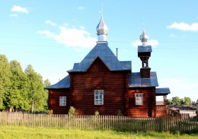 Чёрная Холуница. Церковь Покрова Пресвятой Богородицы (новая)