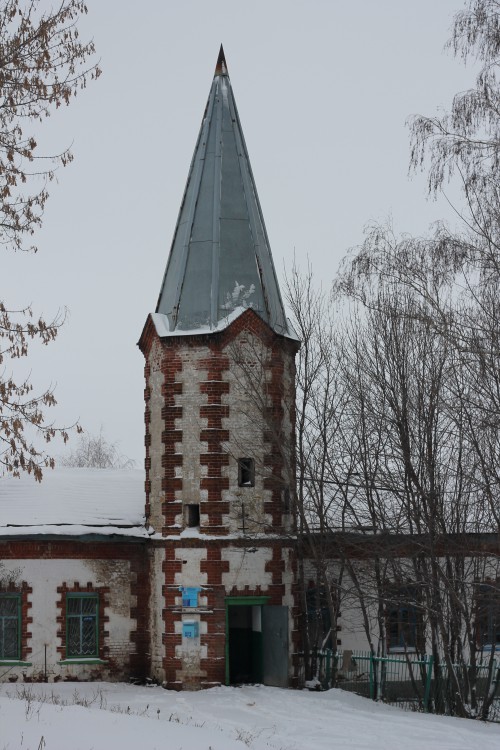 Барятинский Софийский женский монастырь, Барятино (Данковский район, Липецкая область). общий вид в ландшафте, Дом настоятельницы Софьи Муромцевой