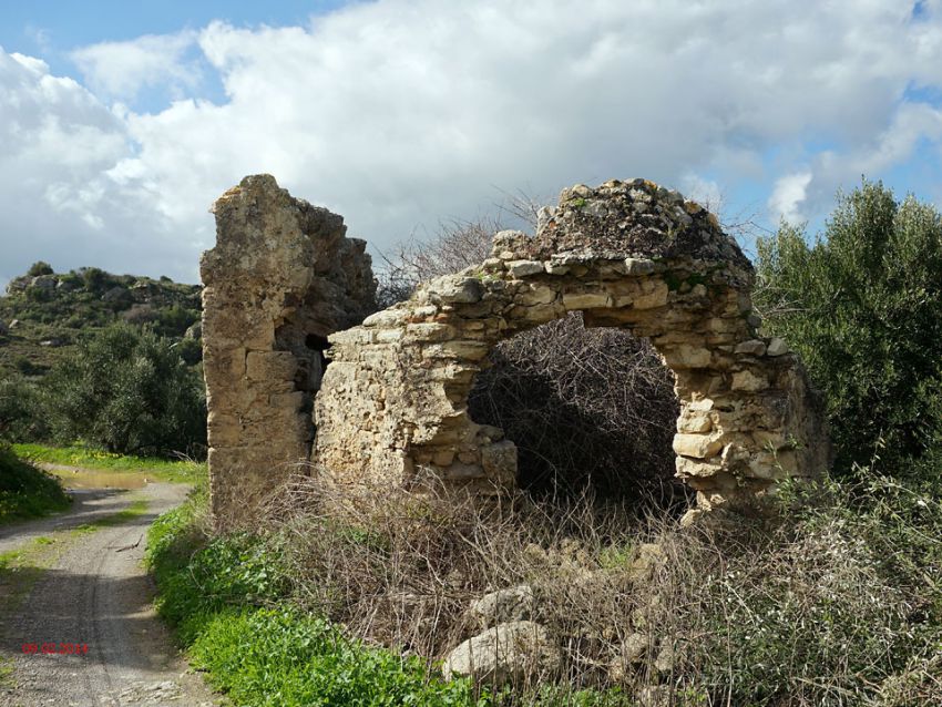 Неизвестная церковь, Неа Пресос (Крит (Κρήτη), Греция). фасады