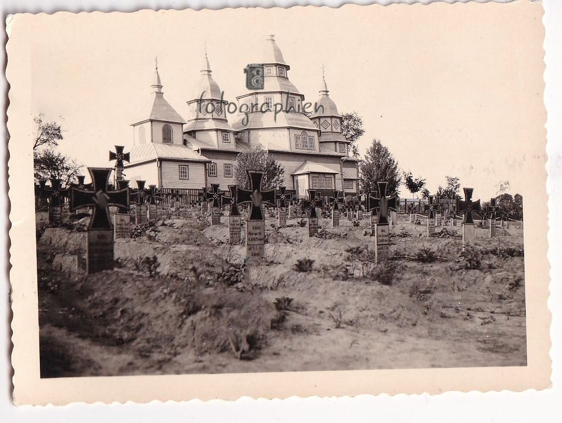 Церковь Покрова Пресвятой Богородицы, Бронники (Ровенский район, Украина, Ровненская область). архивная фотография, Фото 1941 г. с аукциона e-bay.de