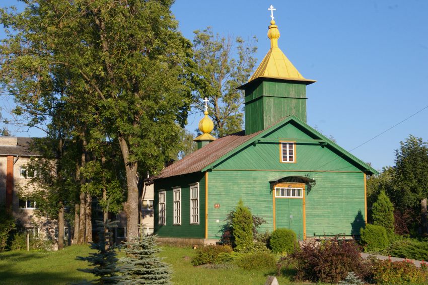 Неизвестная старообрядческая моленная, Лудза (Лудзенский край, Латвия). общий вид в ландшафте