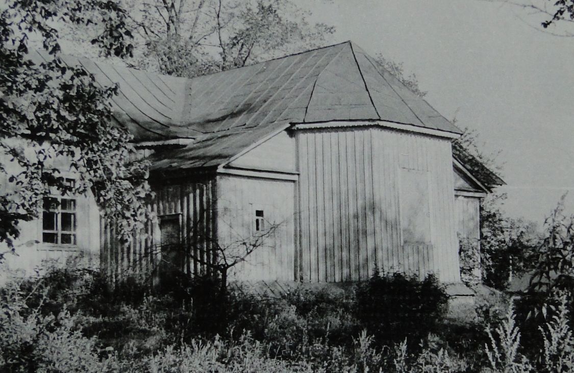 Пустовойтовка. Церковь Троицы Живоначальной. архивная фотография, Внешний вид церкви в 1956 г. Фото Стефана Андреевича Таранушенко, 1956 г. Церковь восстановлена в 2006 г. по фотографиям С.А. Таранушенко.