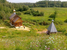 Михайловское. Часовня Леонтия Михайловского