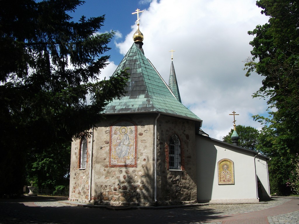 Калининград. Николаевский женский монастырь. Церковь Николая Чудотворца. фасады