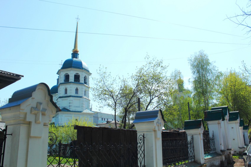 Храмовый комплекс Троицкого прихода, Иркутск (Иркутск, город, Иркутская область). общий вид в ландшафте, Вид с запада