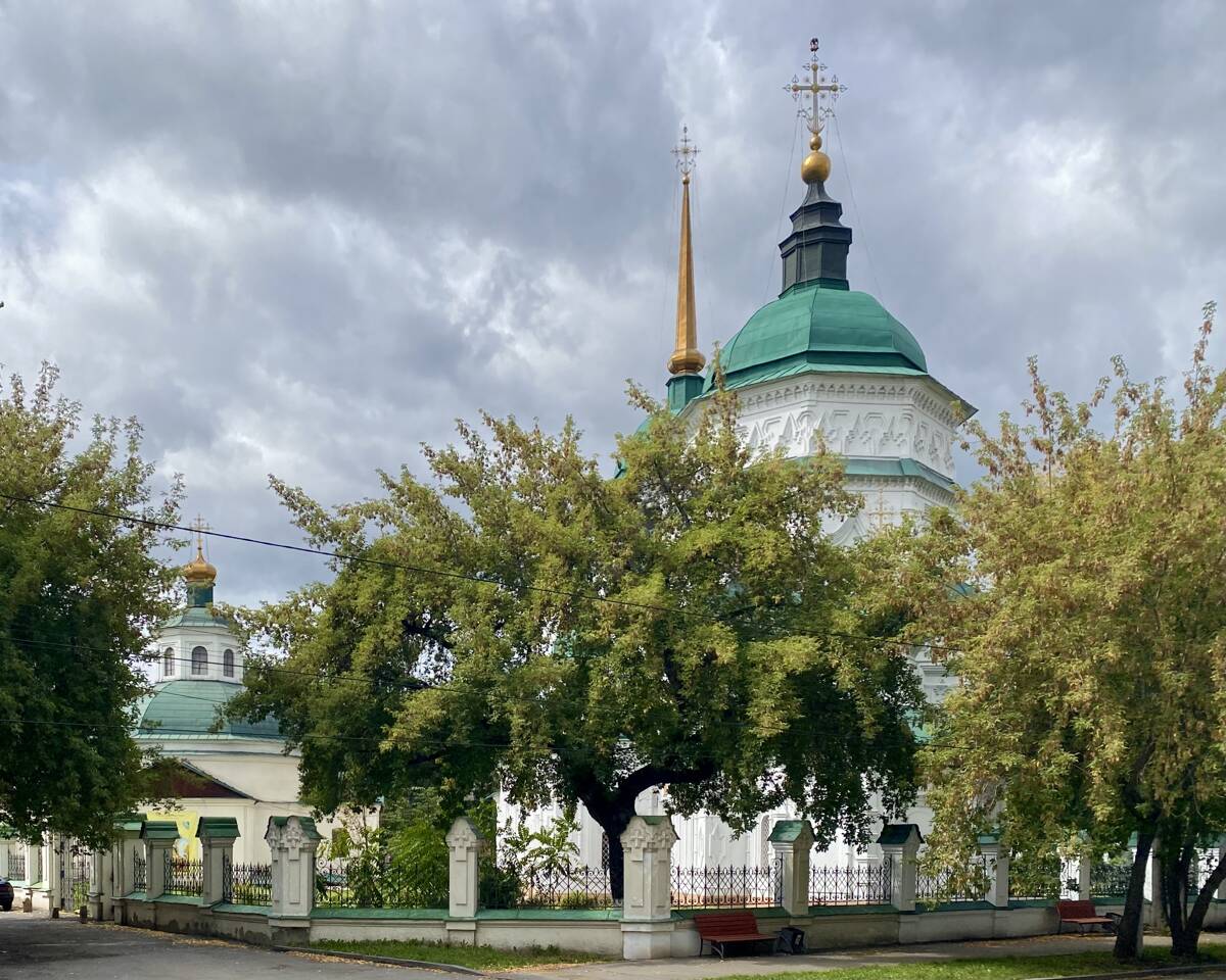 Храмовый комплекс Троицкого прихода, Иркутск (Иркутск, город, Иркутская область). фасады, Вид с востока