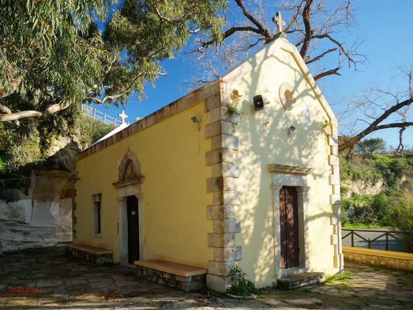 Неизвестная церковь, Айия Ерини (Крит (Κρήτη), Греция). фасады