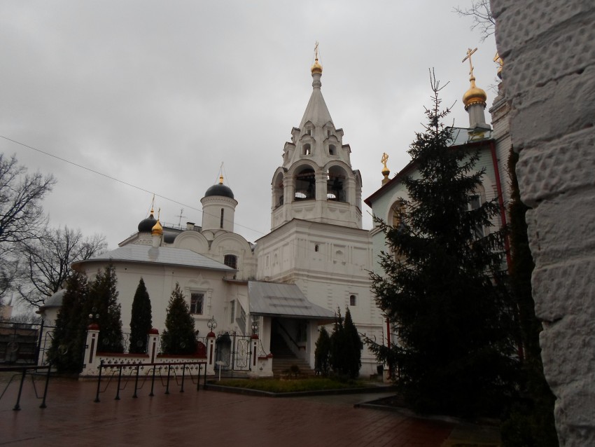 Таганский. Подворье Афонского Пантелеимонова монастыря. фасады